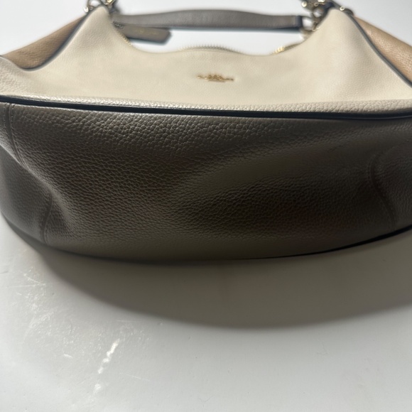 Coach Pebbled Leather Hobo Bag ColorBlock Harley Black/White/Tan - Picture 3 of 6